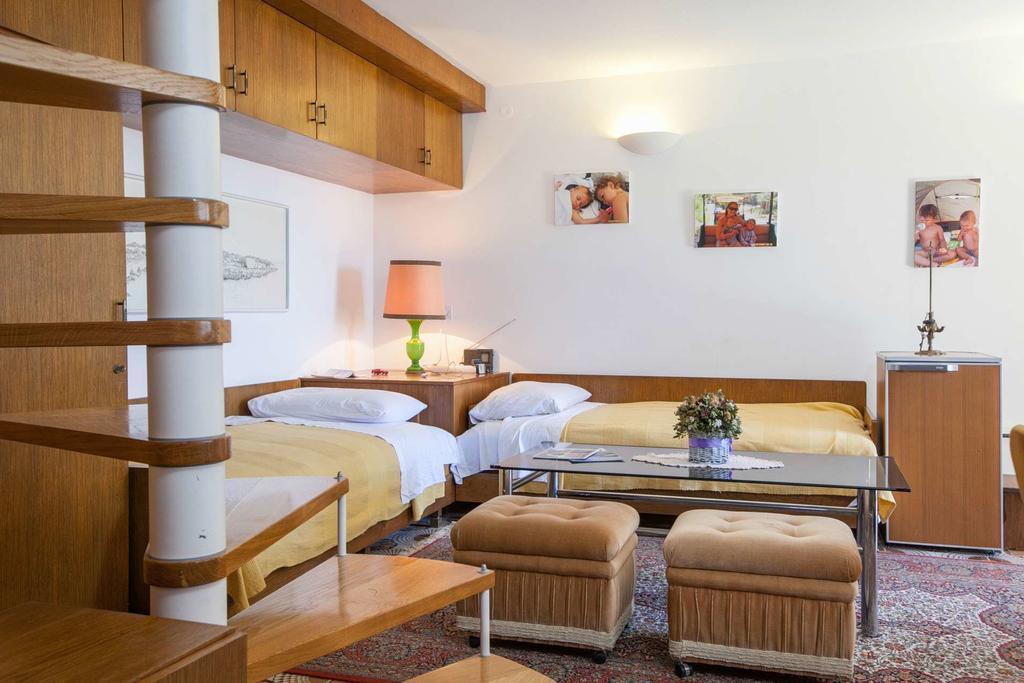Holiday Home Luma ポドゥゴラ 部屋 写真