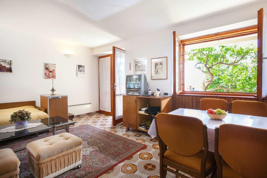 Holiday Home Luma ポドゥゴラ 部屋 写真